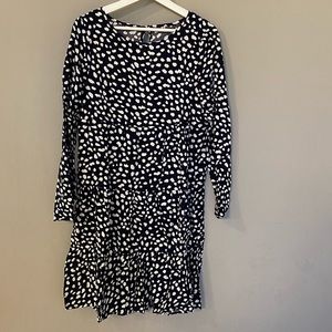 🌸NWOT🌸Medium Mountain Valley Navy Polkadot Dress